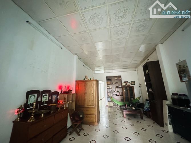 Nhà bán đường ô tô rộng 6m, khu vực dân cư đông đúc - 3