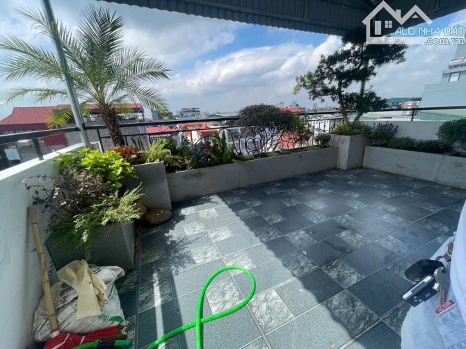 BÁN NHÀ MỚI KOONG LÕI BỒ ĐỀ 45M, 6T, MT 5M, THÔNG, FULL NỘI THẤT, GARA, THANG MÁY, NỞ HẬU. - 3