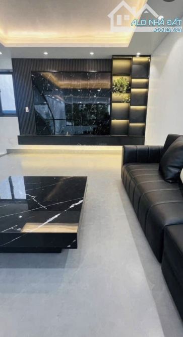 GIÁ CỰC TỐT 5TỶ940 DT 70,5M2(5x14,1M) NGAY BẠCH MÃ, QUẬN 10. ĐANG CHO THUÊ 28TRIỆU/THÁNG - 3