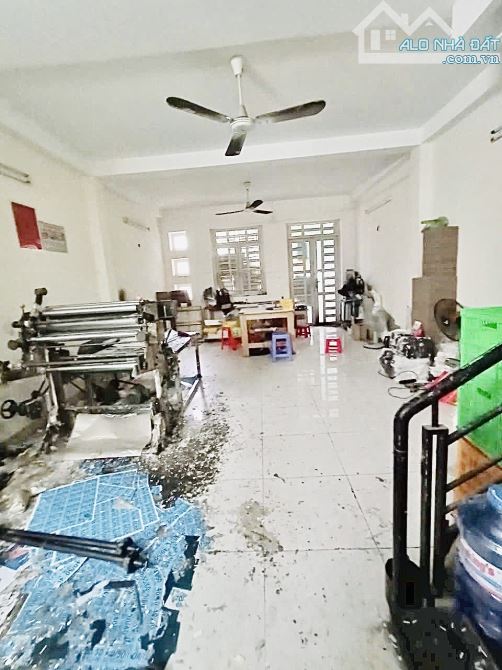 Mặt tiền nội bộ khu Tên Lửa - Chợ Da Sà - 5x20m - 4 tầng - Đang kinh doanh phát đạt - 3
