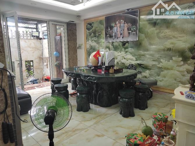 BIỆT THỰ NGAY CC AN PHÚ HƯNG Q7 - 5T/DTS:357M2 CÓ VIEW CÔNG VIÊN BỜ SÔNG THƠ MỘNG - 3