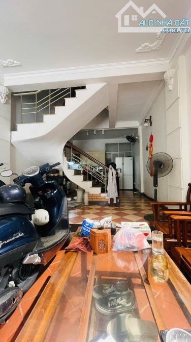 Nhà phố Ngọc Thụy 65m, MT4.2 m, đầu ngõ sát mặt phố, ô tô tránh, KD, giá tốt 16.3 tỷ. - 3