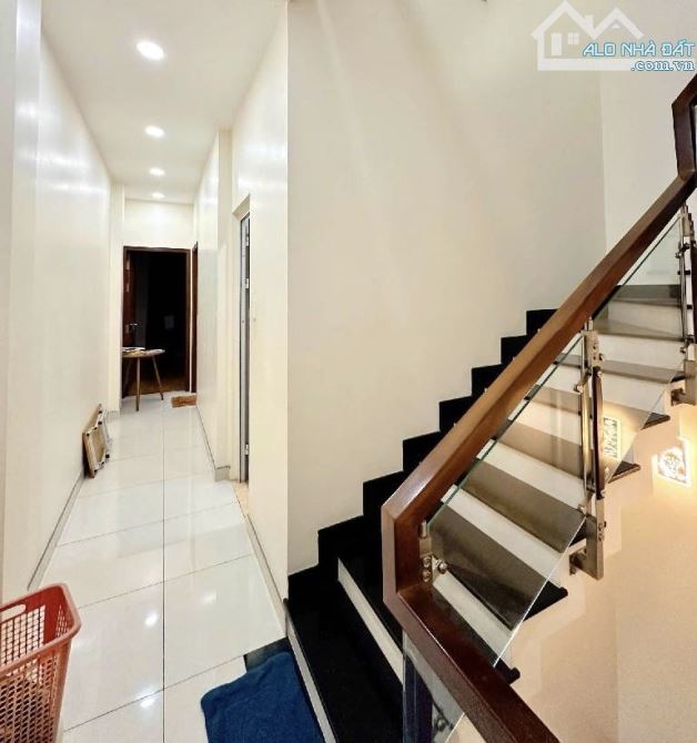 BÁN GẤP NHÀ NHÀ HẺM XE HƠI 12M TÂN KỲ TÂN QUÝ . 52M2 , 4 x 13 , 4TẦNG . GIÁ NHỈNH 8TỶ - 3