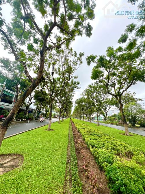 Chỉ 12 tỷ. Bán lô đất đường 30m An Dương Vương, gần Sông Hàn, khu Mỹ An - 3