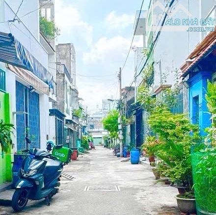 Bán nhà 2 tầng đẹp, 34m² (3.6x11), Hẻm xe tải 5m Lê Đình Cẩn, gần Aeon Mall, chỉ hơn 3 tỷ - 3