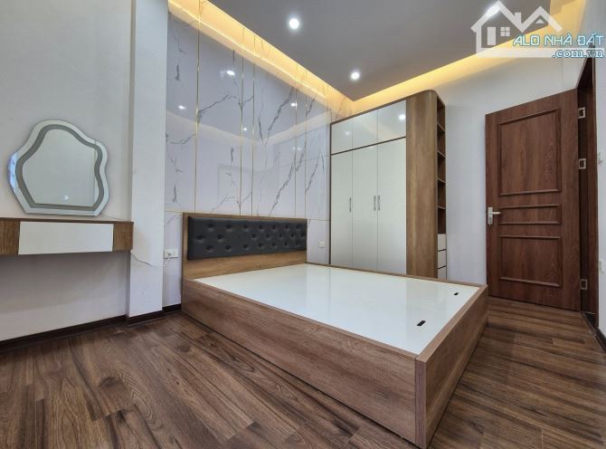 Bán nhà Thạch Bàn, Long Biên 48m2, 6 tầng, thang máy, 8.5 tỷ - 3