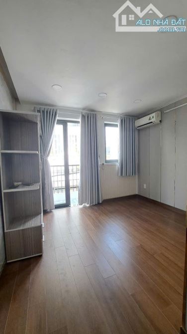 Nhà 2 tầng, căn góc, xe hơi đỗ trước cửa, đường Nguyễn Văn Quá, 4x8m, giá nhỉnh 3 tỷ. - 3