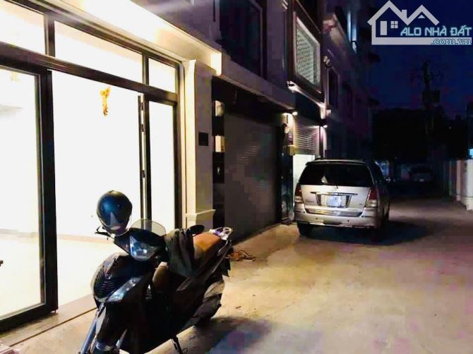 Bán gấp siêu phẩm nhà 5 tầng - Có Gara ô tô 7 chỗ - Hẻm 6m P.2 Nơ Trang Long - Nhỉnh 9 Tỷ - 3