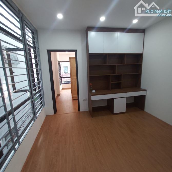 SIÊU PHẨM.50M. 5T. 7TỶ NHỈNH. GẦN PHỐ. NGÕ NÔNG, THOÁNG.Ở SƯỚNG. PHÚ MỸ. LÊ ĐỨC THỌ - 3