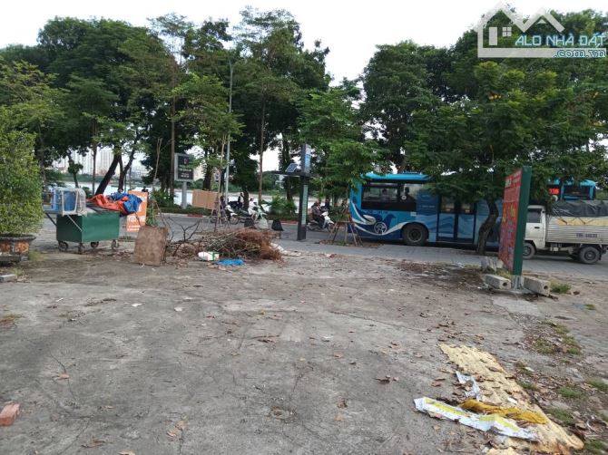 Bán nhà mặt phố Nguyễn Hữu Thọ, view hồ Linh Đàm, sổ đỏ 504m2, mặt tiền 26m Giá 165 tỷ - 4
