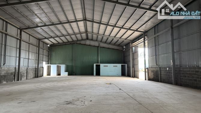 CHO THUÊ KHO KHÔNG CẤM TẢI BMT - 450m2 - SâN đậu cong - 4