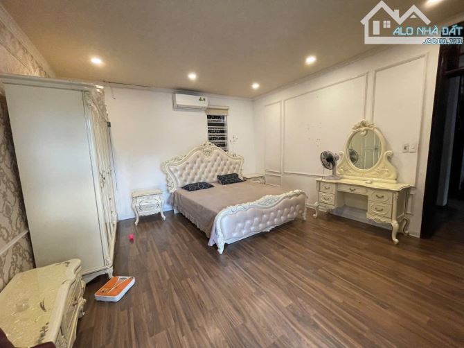 BÁN BIỆT THỰ 3 TẦNG 200M2 ĐƯỜNG 7M5 PHAN VĂN TRỊ - THIẾT KẾ ĐẸP SẴN VÀO Ở - 4
