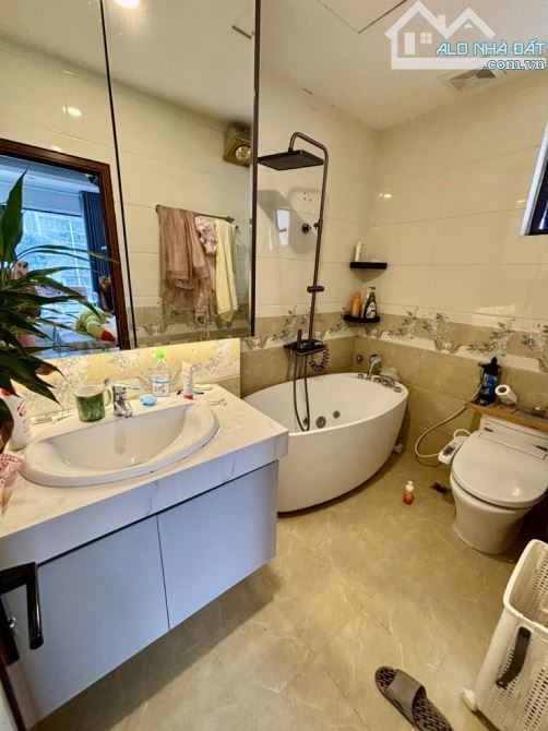 8.x tỷ / 93 m2/ Tầng 20 / Chung Cư Cao Cấp THANH XUÂN - 4