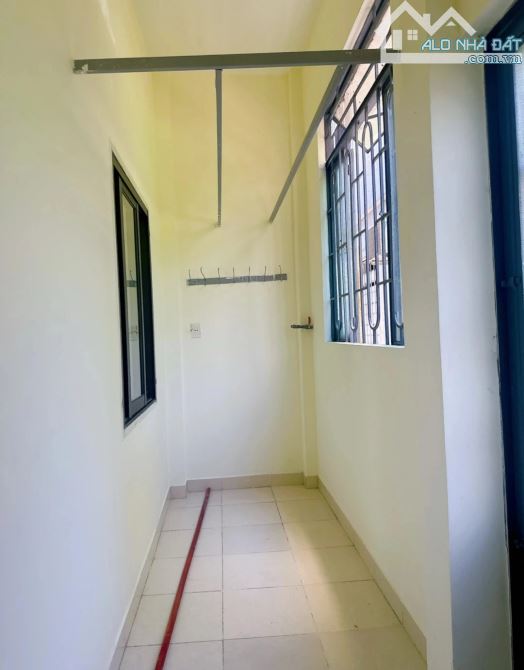 CỰC HIẾM _ BÁN NHÀ MẶT TIỀN  2 TẦNG NGUYỄN QUÝ ĐỨC _ 99M² [ NgAnG 5.5 m ] 3pn _ GIÁ: 6.2 - 4