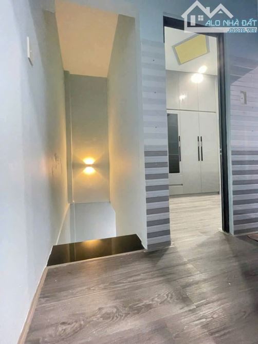 Nhà đẹp 1 lầu chỉ 1 tỷ 390 triệu 4,1mx8m tặng nội thất như hình hóc môn - 4