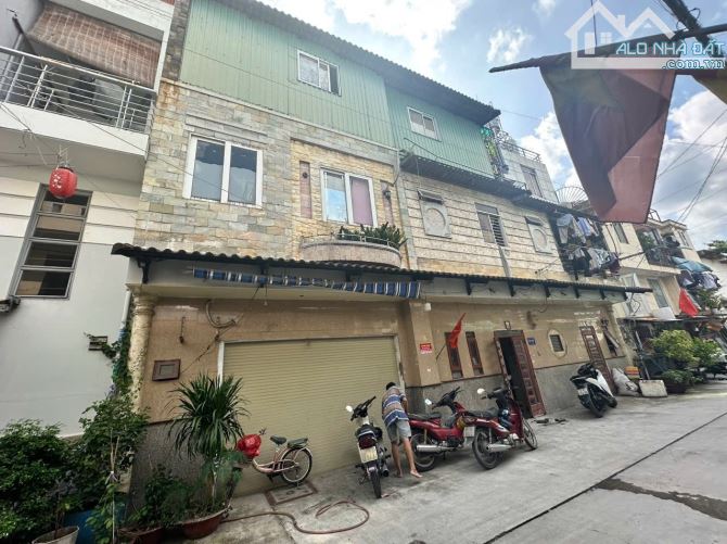SIÊU PHẨM BHH BÌNH TÂN - HẺM XE TẢI 8M 👉 3 TẦNG BTCT 👉 NGANG KHỦNG 13M NỞ HẬU 💥 3,55 T - 4