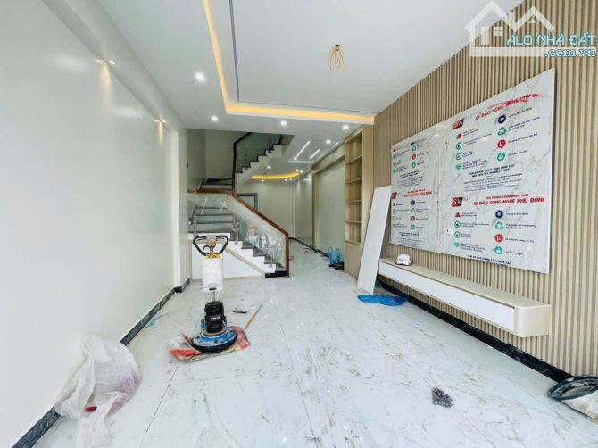 Chính chủ gửi bán  Siêu Phẩm độc lập Phố Đông Hải 1 đường ô tô qua lại 2 chiều - 4