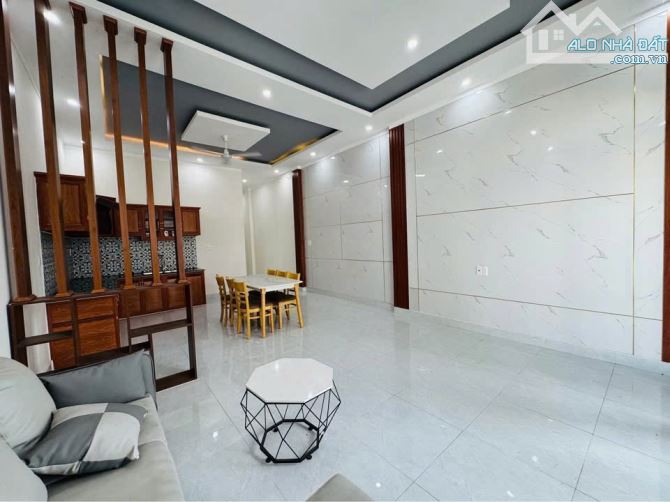 Nhà đẹp bán gấp nhà ở Thái Mỹ-Củ Chi. DT 126m2, giá 980triệu. SHR. - 4