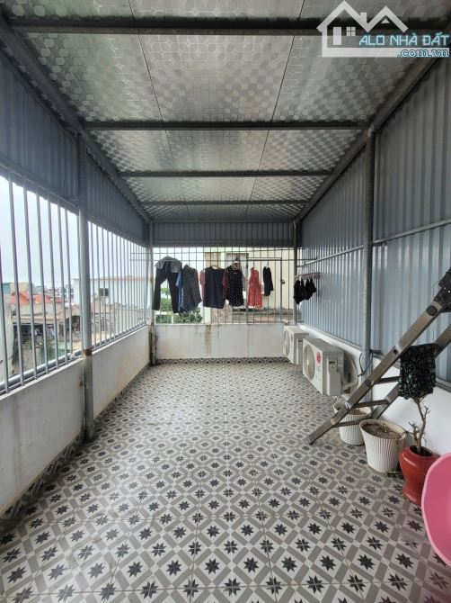 Cho thuê nhà Nguyễn Chính, Hoàng Mai 4 tầng x 30m2, 3 ngủ, 4 WC, 12 Triệu/th - 4