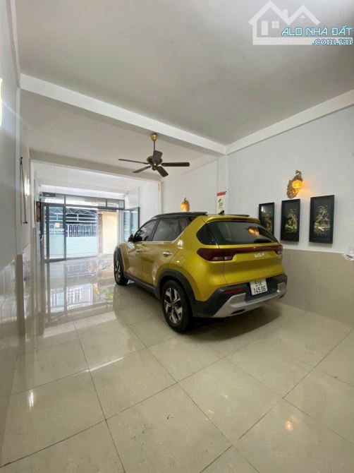 Biêt Thự Khu Cư Xá Lê Đại Hành Q11 . DT : 4 x 18m , 2 Lầu , Giá : 11.5 tỷ  TL - 4