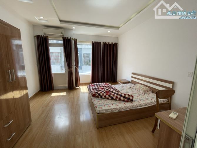 Cho thuê nhà phố Văn Cao vị trí đẹp, 5 p.ngủ (55m2). - 4
