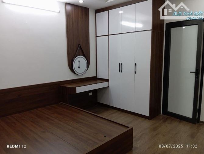 BÁN NHÀ PHỐ THẠCH BÀN LONG BIÊN 5.2 TỶ 35m MT 4m  5 TẦNG Ô TÔ KINH DOANH SÁT TRƯỜNG CẤP 1 - 4