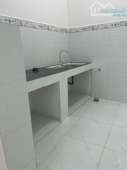 Bán nhà 2 MT Trần Văn Chẩm, 6.53x22 nở hậu 8m, giá 1 tỷ 300, SHR - 4