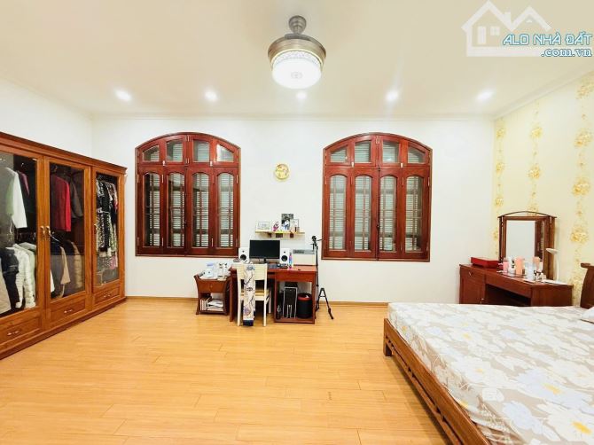 SAU LƯNG NHÀ MẶT PHỐ VŨ TRỌNG PHỤNG - 108m2, 4 tầng, 2 thoáng - ô tô đỗ - 4