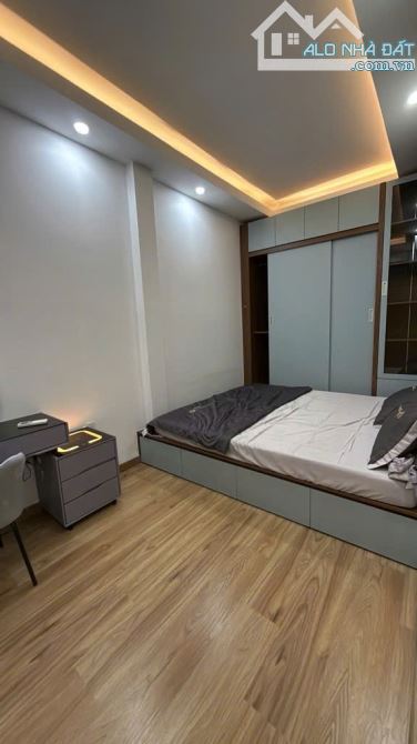 NHÀ MỚI NGUYỄN VĂN CÔNG , 5P QUA SÂN BAY - DTSD 60M2 - 2PN NGANG 5,8M - KHÔNG LỘ GIỚI - 4