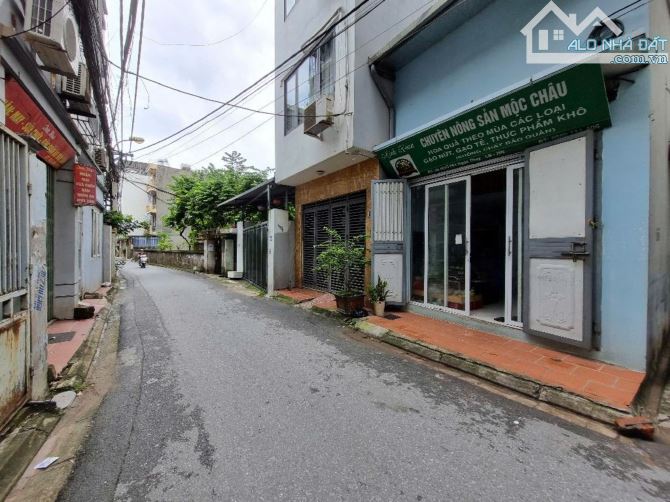 Bán nhà Ngọc lâm, Long Biên, đường rộng, oto tránh, nhà 3 tầng, 35m2, giá 10.5 tỷ - 4