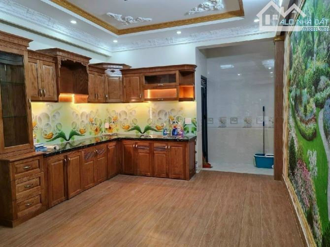 BÁN NHÀ 4 TẦNG KHU PHÂN LÔ HIỆP THÀNH QUẬN 12 NGANG 4 DÀI 17 GIÁ 6,75TỶ TL - 4
