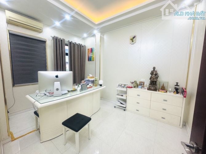 Bán nhà phân lô kinh doanh Nguyễn Chí Thanh vỉa hè ô tô tránh, 42m2, 5.2mMT, 16.6 tỷ - 4