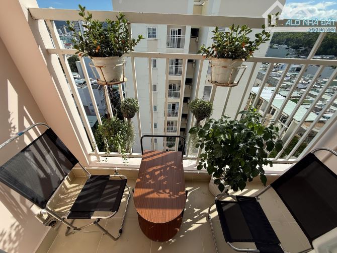 CÒN SÓT LẠI CĂN HỘ 2PN FULL NỘI THẤT Ở PHÚ TÀI RESIDENCE - 1TỶ850 - 4