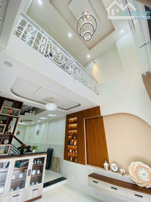 Siêu hot, nhà mới 4 tầng, Lưu Hữu Phước, giáp Lương Văn Can, quận 8, chỉ 4.85 tỷ - 4