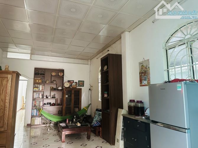 Nhà bán đường ô tô rộng 6m, khu vực dân cư đông đúc - 4