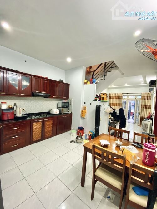 GIÁP TÂN PHÚ - 3 TẦNG - HẺM Ô TÔ THÔNG - ĐƯỜNG SỐ 5D – BHHA- BÌNH TÂN- DT: 4*14M- 5 TỶ 290 - 4