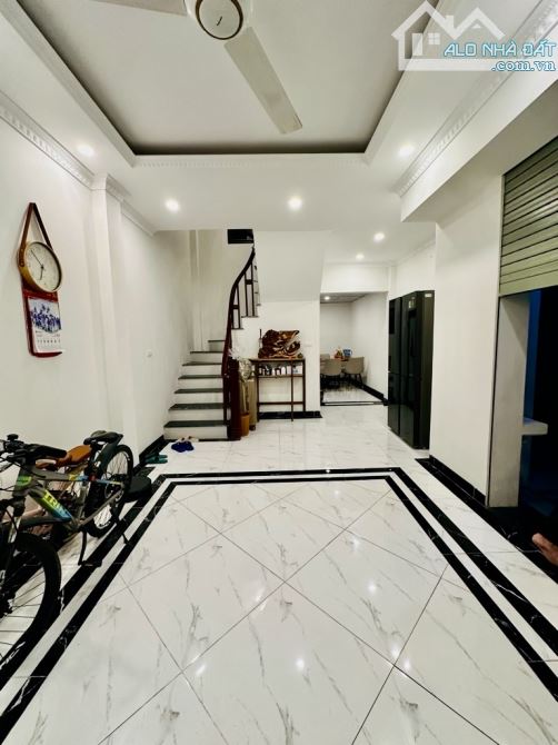 Gấp Lắm Phải Thật Nhanh Bán Nhà Sài Đồng Hơn 6 tỷ 46m2-6 TẦNG-FULL NỘI THẤT-10m RA MẶT PHỐ - 4