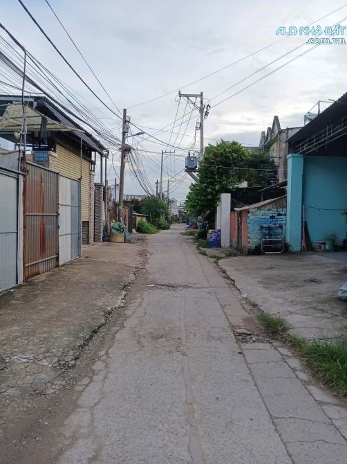NHÀ CẤP 4 VÀO Ở NGAY ,113M2 MẶT TIỀN TRUNG ĐÔNG, ĐƯỜNG XE TẢI,  GẦN CHỢ THỚI TỨ - 4