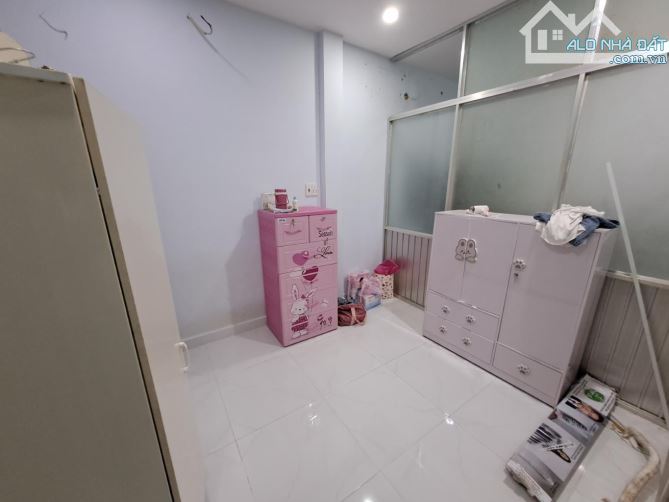 B.ÁN NH.À MỚI MUA VÀO Ở NGAY, GIÁ TRỊ CHO THUÊ TỐT.,  Ni Sư Huỳnh Liên  4.1 x 13  4.8 tỉ 1 - 4