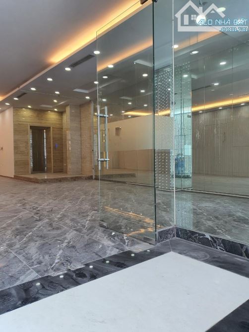CHO THUÊ VĂN PHÒNG – GẦN PHỐ BÀ TRIỆU, HAI BÀ TRƯNG - 38 triệu - 4