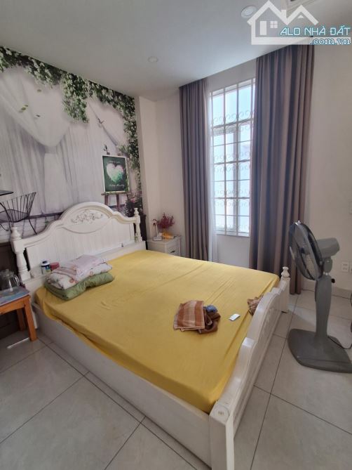 BIỆT THỰ TÂN CỔ ĐIỂN GÓC 2 MẶT TIỀN ĐẸP MÊ LY – KHU DÂN CƯ AN PHÚ HƯNG Q7 – 5.6M x 18M - G - 4