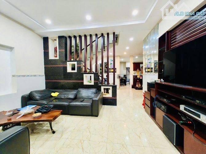Lê Đức Thọ - Gò Vấp - 210m2 - 2 Tầng - 22.5 tỷ - Hẻm xe tải tránh - Hoàn công - SHR - 5
