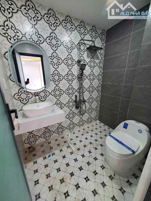 Nhà đẹp hẻm xe hơi Đường Nguyễn Văn Lượng 61.5m2 x 4.38x 3 tầng chỉ 5.82 tỷ. - 5
