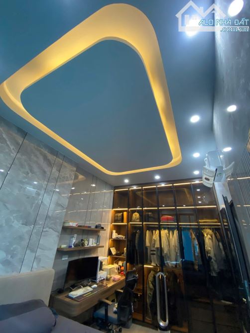 Hiếm Đẹp! Trung phụng- khâm thiên, 40m -5 tầng rộng thoáng, gần Phố ở ngay - 5