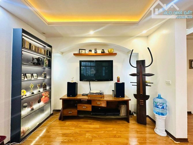 Giảm Mạnh Bân Nhanh Nhà Phân Lô Ô Tô Phố Lạc Trung Hai Bà Trưng DT 50M 6T MT 8M Giá 18.8Tỷ - 5