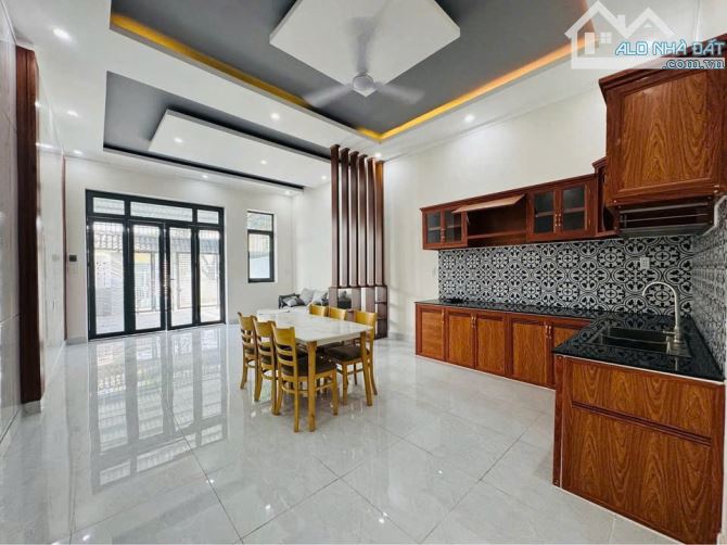 Nhà đẹp bán gấp nhà ở Thái Mỹ-Củ Chi. DT 126m2, giá 980triệu. SHR. - 5