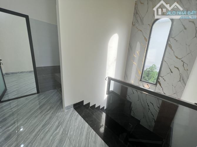 Ngô Chí Quốc 51.1 3 5 10 4.8 tỷ Bình Chiểu Thủ Đức - 5