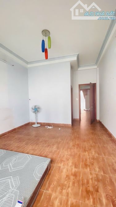 Quận Tân Bình-Nhà đẹp-Hẻm 5M-Ngay khu Bàu Cát-Ba Vân-P14-66m2-4x17-4tầng-4PN - 5