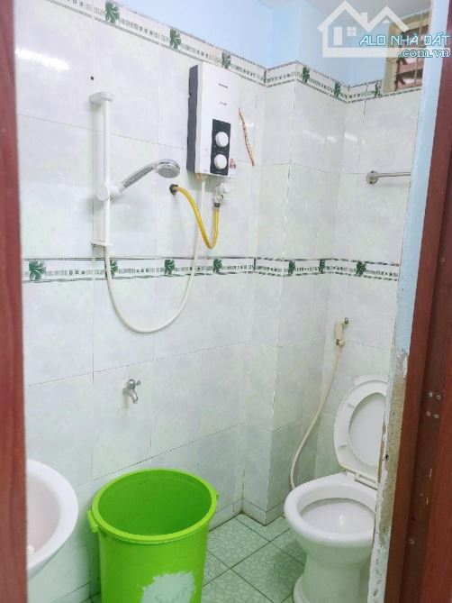NHÀ ĐẸP 2 TẦNG 55M2(4X14)- TỈNH LỘ 10-GIÁ 4.7 TỶ - 5