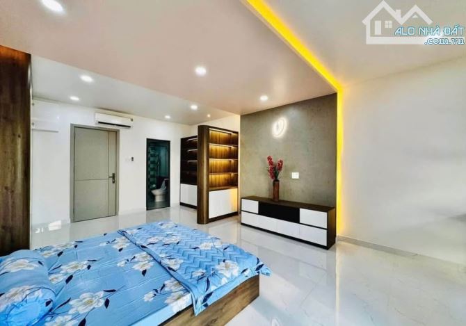 BÁN NHÀ SÁT MT LÊ ĐỨC THỌ, ĐƯỜNG HXT RỘNG SẠCH ĐẸP NHỰA 1 TRỆT LỬNG 2 LẦU ST MỚI ĐẸP - NGA - 5